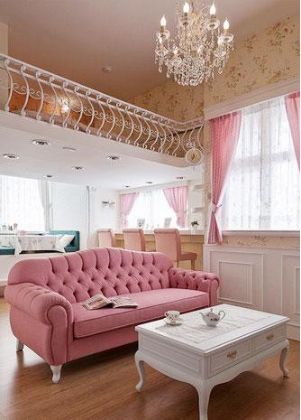 粉色客廳裝修設(shè)計