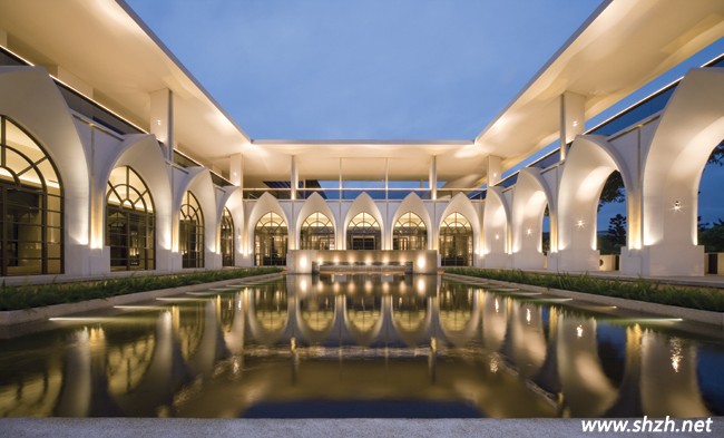 未來(lái)式豪宅裝修