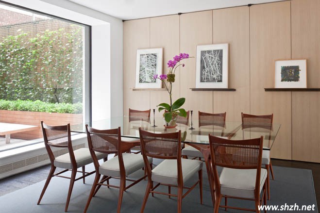 餐廳鮮花軟裝多生機(jī)